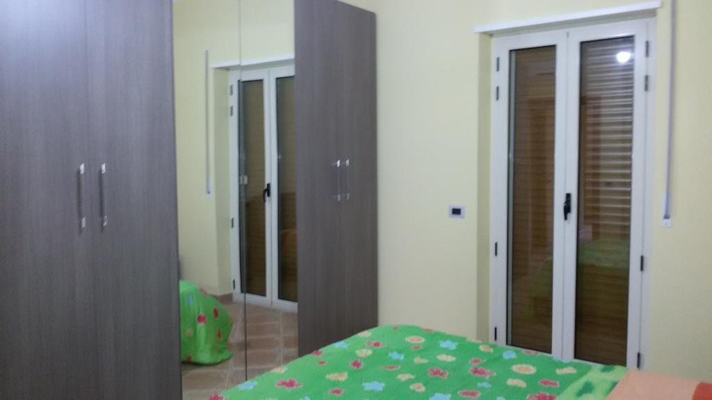 B & B Residence L'Ancora Віллап'яна Номер фото